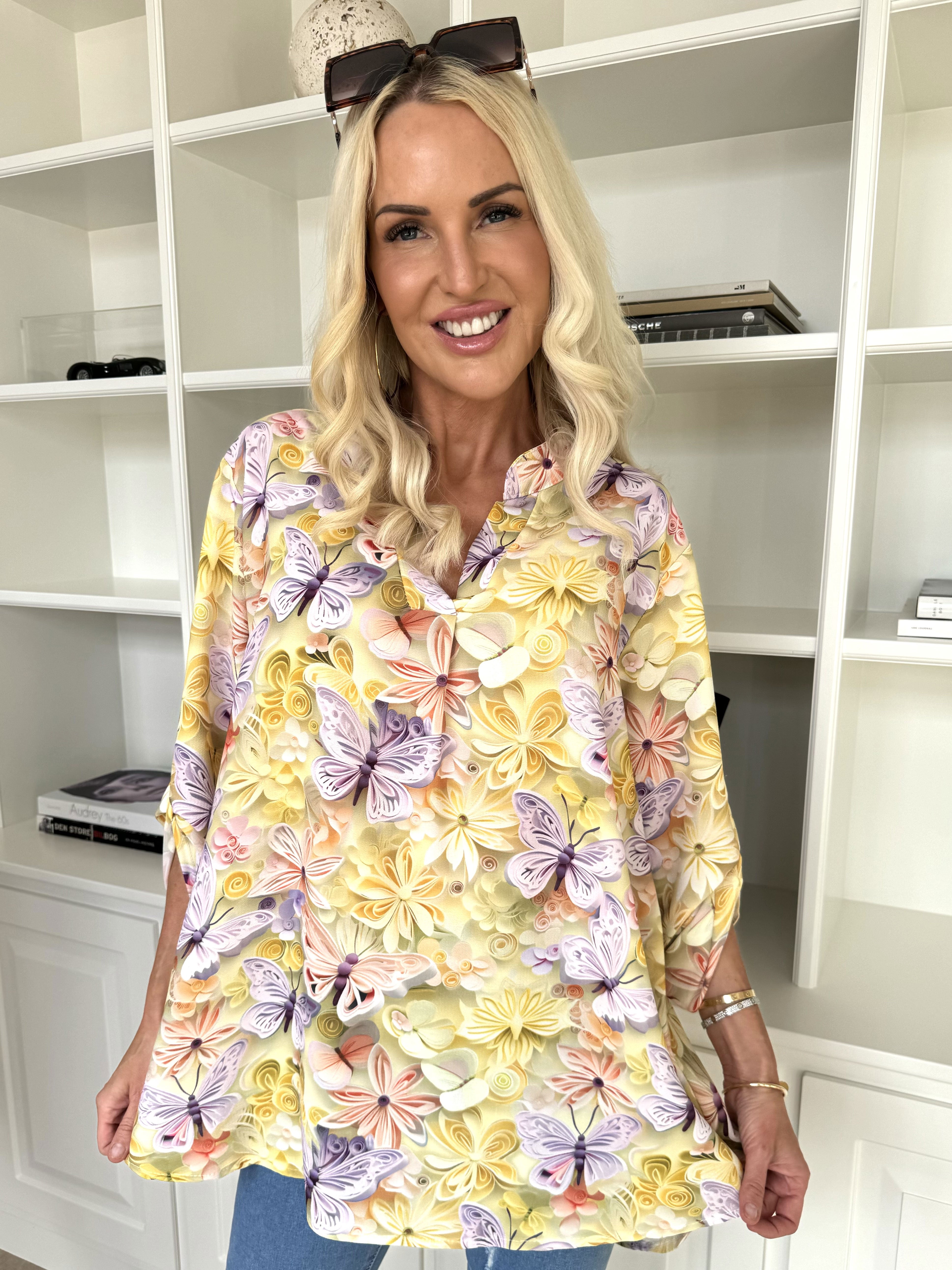 Vanesa Butterfly - Sød tunika i viskose med sommerfugleprint